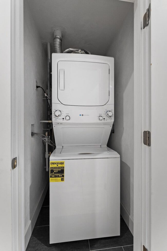 Photo - 1011 Bennington St Unidad SI ID1343283P