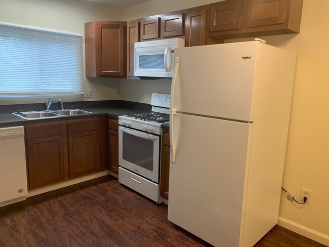 Photo - 4150 Westmont Dr