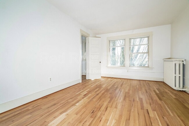 Photo - 1301-1311-1311 6th Ave Unidad 11