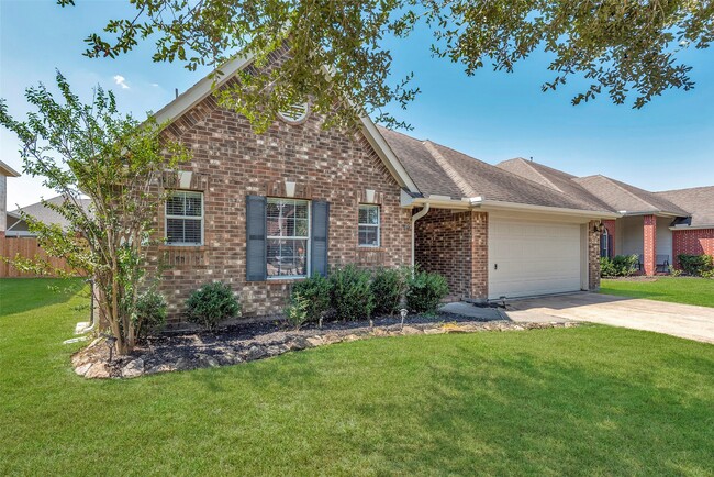 Photo - 2239 Waxwing Dr