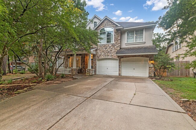 Photo - 211 Maple Path Pl