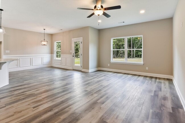 Photo - 3327 Basil Ln