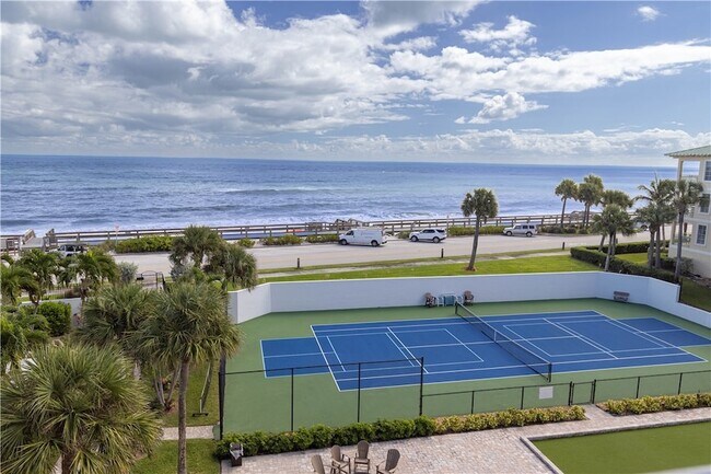 4141 Ocean Dr Unit 504