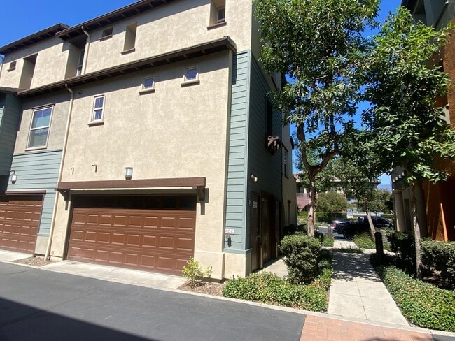Photo - Victoria Gardens Three Bedroom Condo