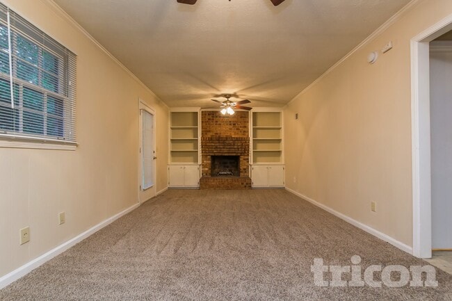 Photo - 1464 Yorkton Ct