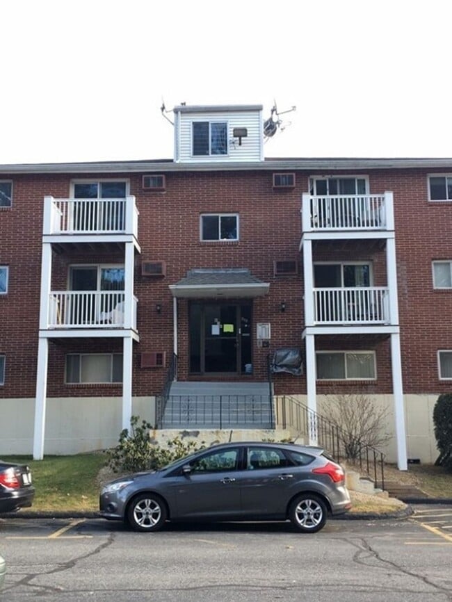 Photo - Fresh 1 Bedroom Corner Condo with 2 Off Street Parking Spaces