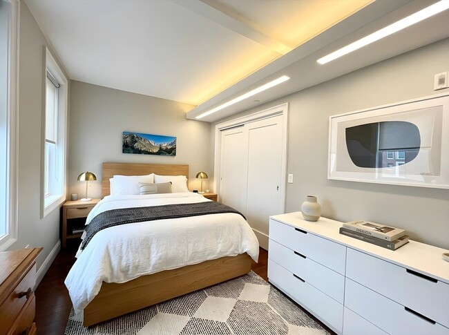 Photo - 9 Anderson St Unit 1 R