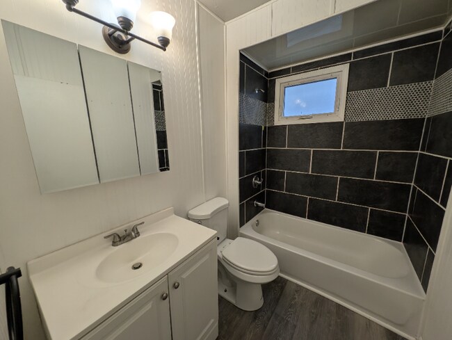 Photo - 29 Ritt Ave Apartamento Unidad 1 Lower