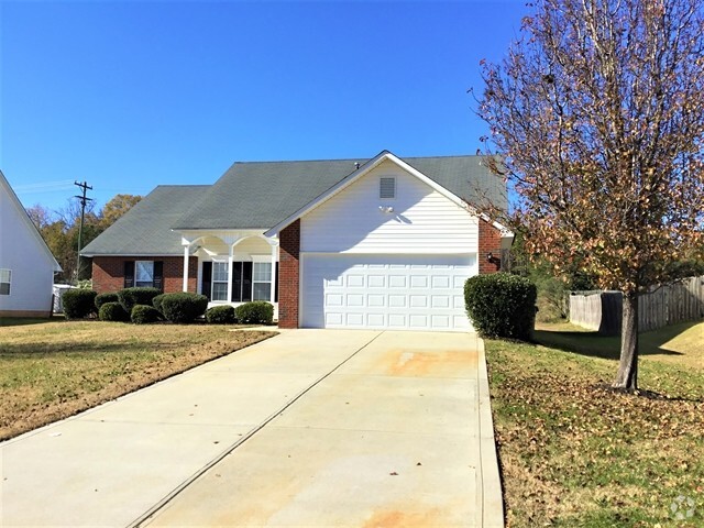 Building Photo - 2721 Waycross Dr Rental