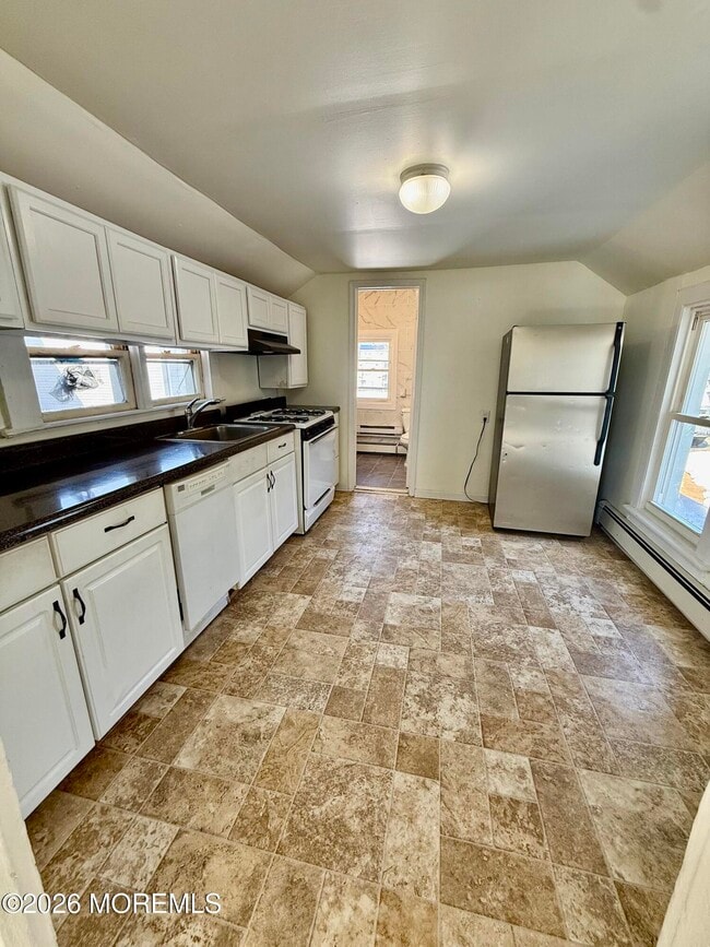 Photo - 79 Church St