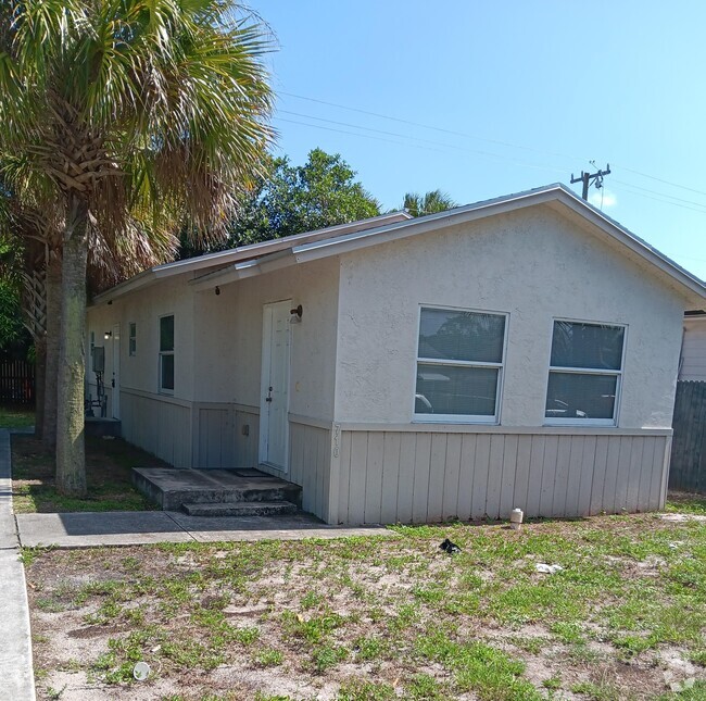 Building Photo - 710 51st St Rental