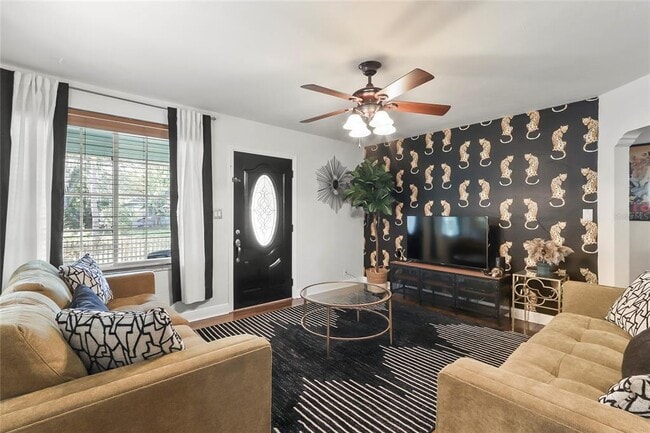 Photo - 1108 E Chelsea St