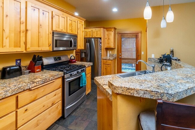 Photo - Large 4 bedroom westside home