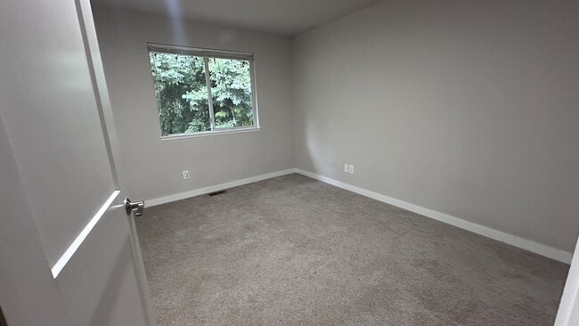 Photo - 7003-7151 151st Ave NE