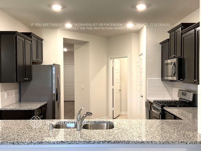 Photo - 7412 Alfriston Pl