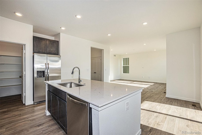 Photo - 650 Rob Roy Ct