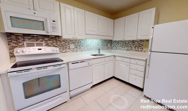 101 Monmouth St Unit 214