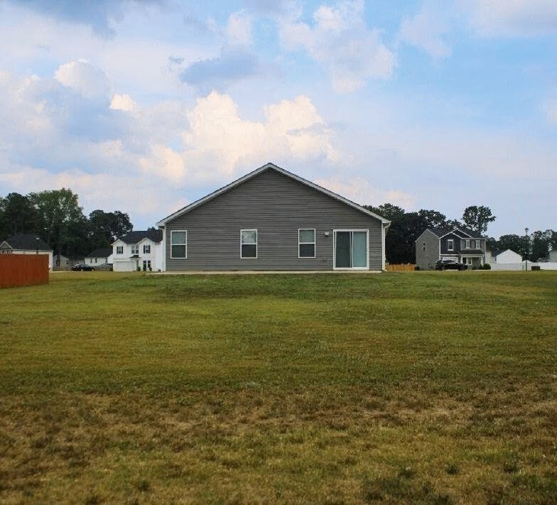 Photo - 87 Heron Ct