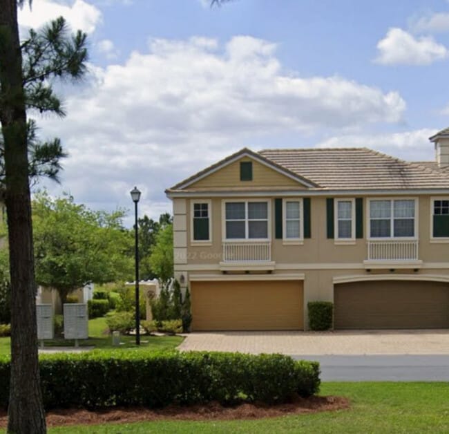 Building Photo - 531 Hedgewood Dr