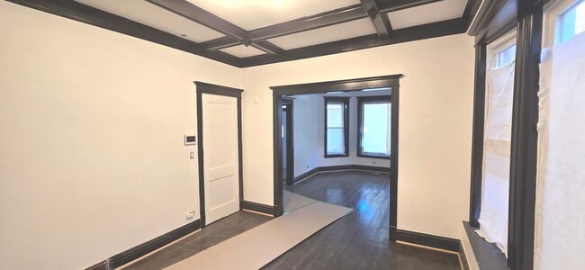 Photo - 6522 S Paulina St