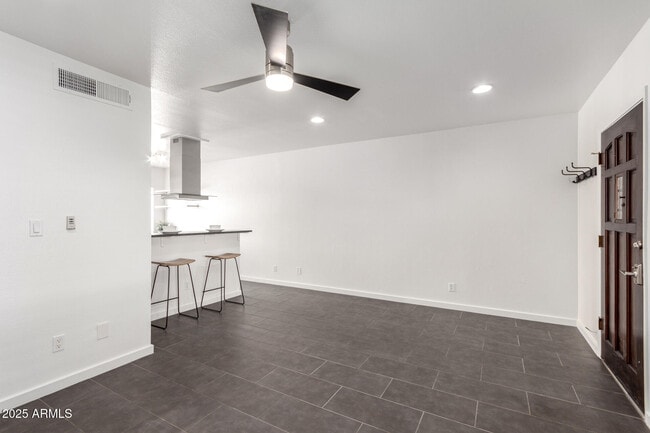 Photo - 749 E Montebello Ave Unit 228