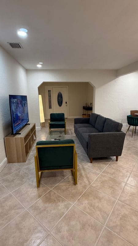 Photo - 1931 Mayo St