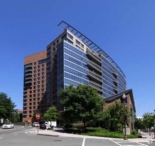 The Odyssey Condominiums For Rent in Arlington, VA