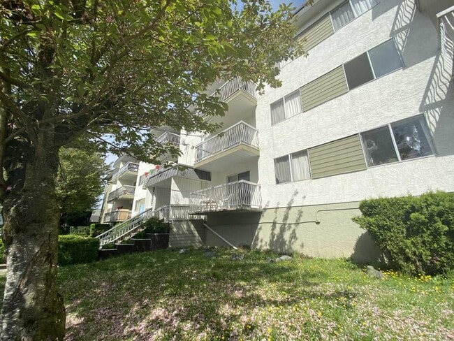 Photo - Cheam View Apartments 2