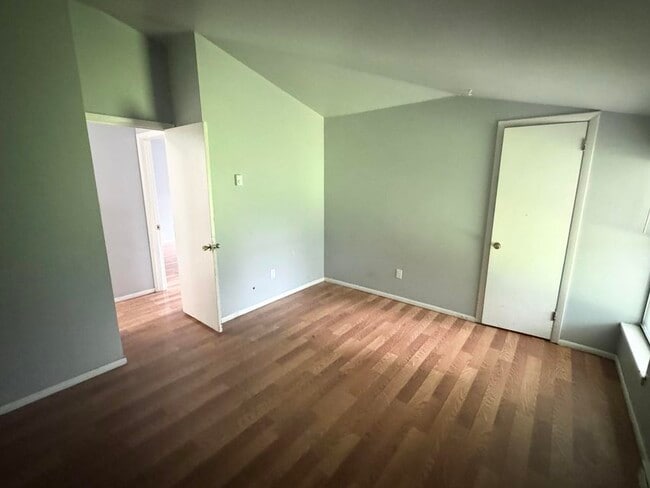 Building Photo - 7824 W Sheridan Ave Rental