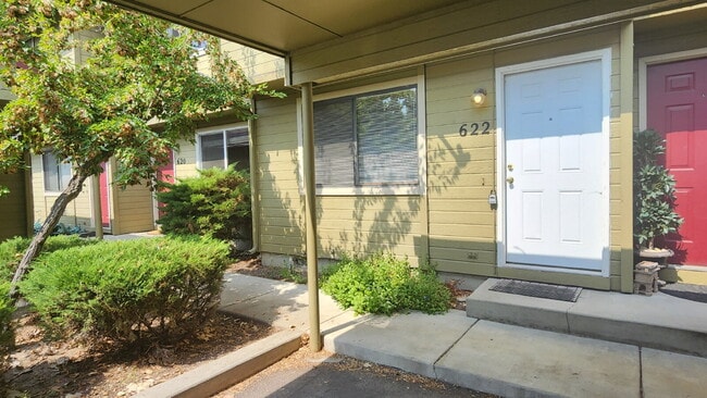 Building Photo - "Charming 2-Bedroom Retreat with modern co... Rental