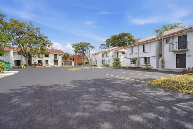 Photo - 3940 NW 76th Terrace