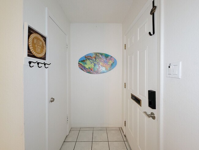 Photo - Two bedrooms two 1/2 bath townhome on Galv...