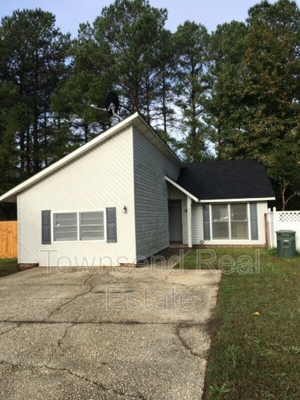 Building Photo - 7045 Candlewood Dr Rental