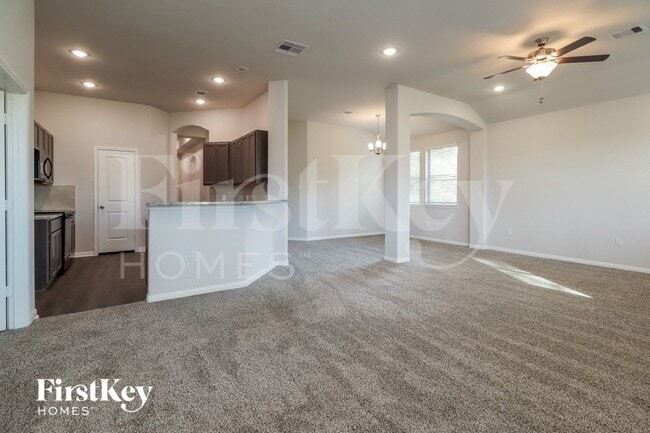 Photo - 14701 Country Club Dr