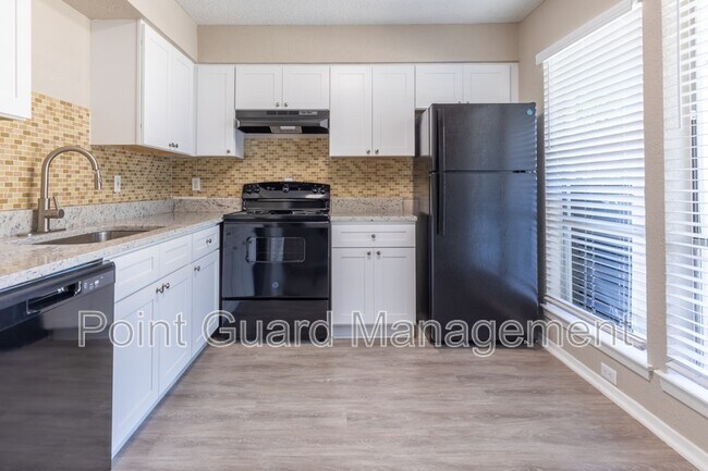 Photo - 2286 Ridgmar Plaza