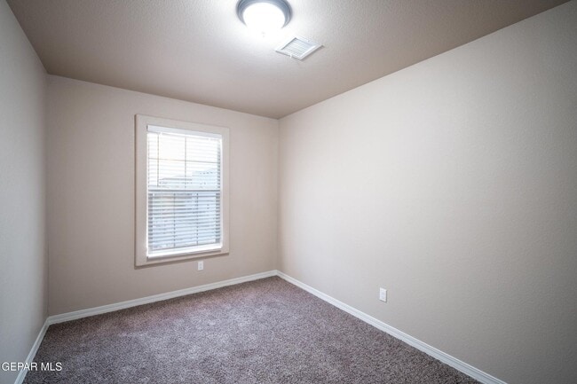 Photo - 6556 Hoop St