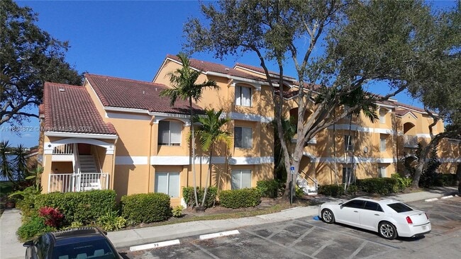 Photo - 2351 NW 33rd St Apartment Unit 509