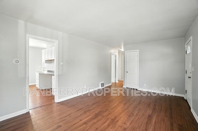 Photo - 1126 Searles Rd
