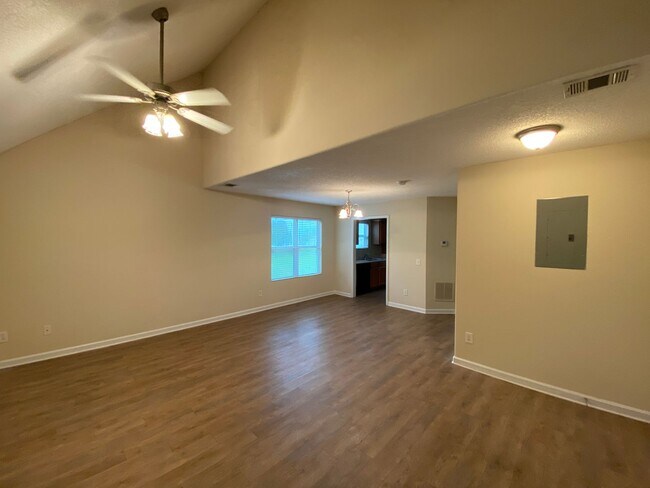 220 Bridgewater Way