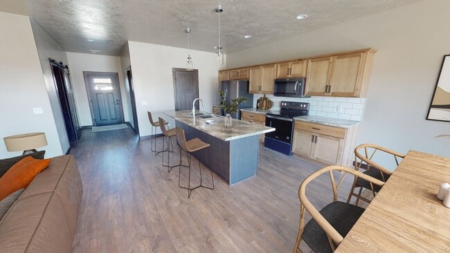 Photo - 4528 W Graceland Pl