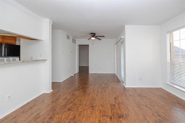 Photo - 18333 Roehampton Dr Unit 825
