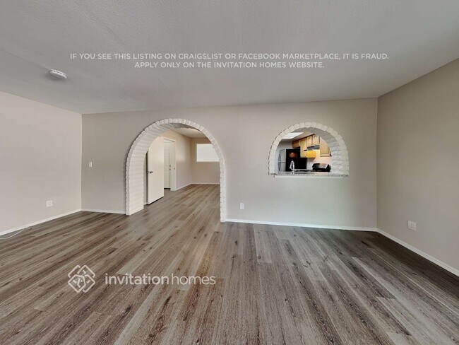 Photo - 1624 W Behrend Dr