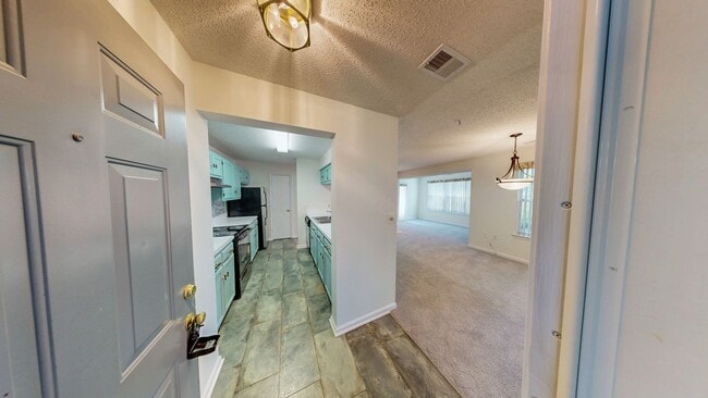 Photo - Ground Level 3 + 2 Spacious Updated condo