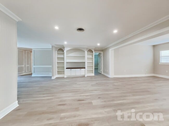 Photo - 331 Mendez Dr