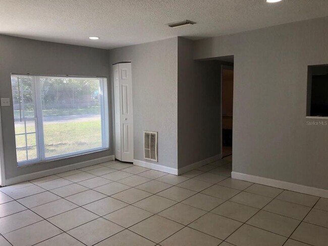 Photo - 4062 10th Ave N