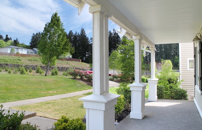 Photo - Beautiful DuPont 3 bedroom + Loft + Den Home