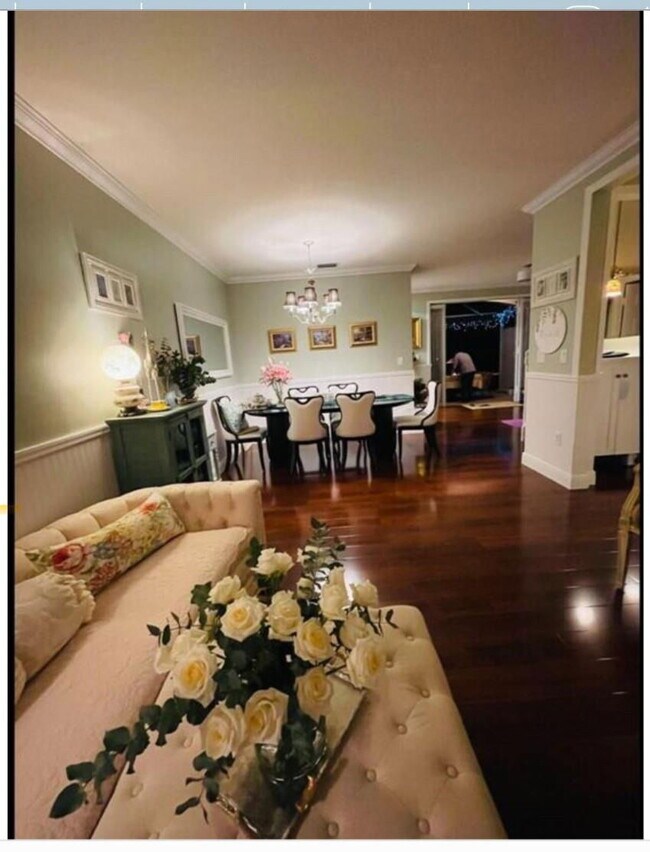 Photo - 118 Riverwalk Cir