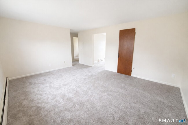 Photo - 949 Hopmeadow St Unit 28