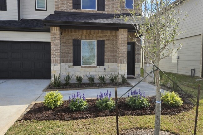 Photo - 30635 Windermere Peaks Ln