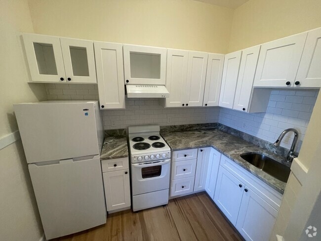 Building Photo - 508 Beacon St Unit 54 Rental